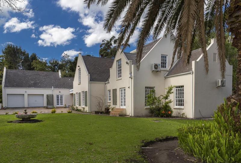 6 Bedroom Property for Sale in Hout Bay Western Cape